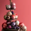 Bungalow Denmark Pappmaché-Weihnachtskugeln Gaya Berry 4-teilig