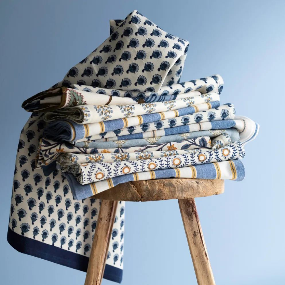 Bungalow Denmark Tischdecke 160x350cm Milan Ocean Blue