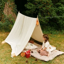 Dear April Cedar Kissen Forest Family