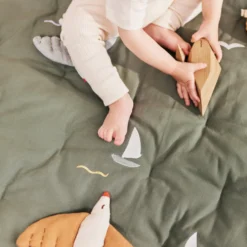 Dear April Meri Bestickte Spielmatte Sailboats