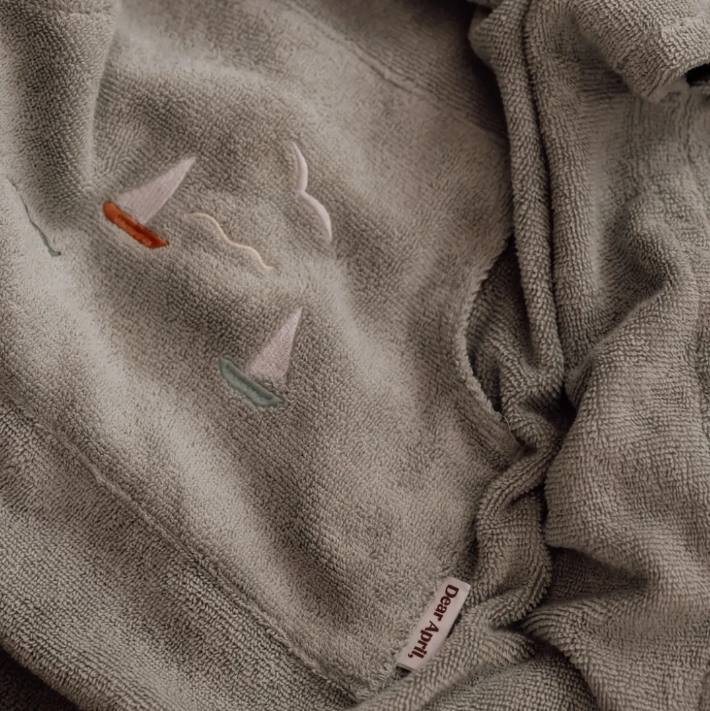 Dear April Puk Badeponcho Sailboats