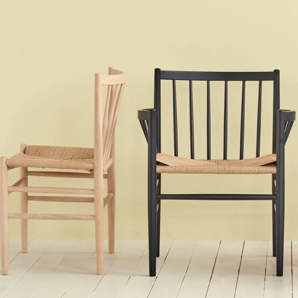 FDB Møbler J81 Stuhl Eiche lackiert Nordic Swan Ecolabel