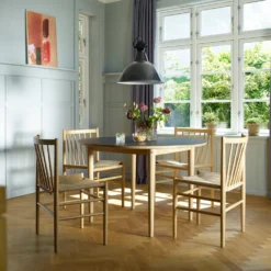 FDB Møbler J80 Stuhl Schwarz/Natur Nordic Swan Ecolabel