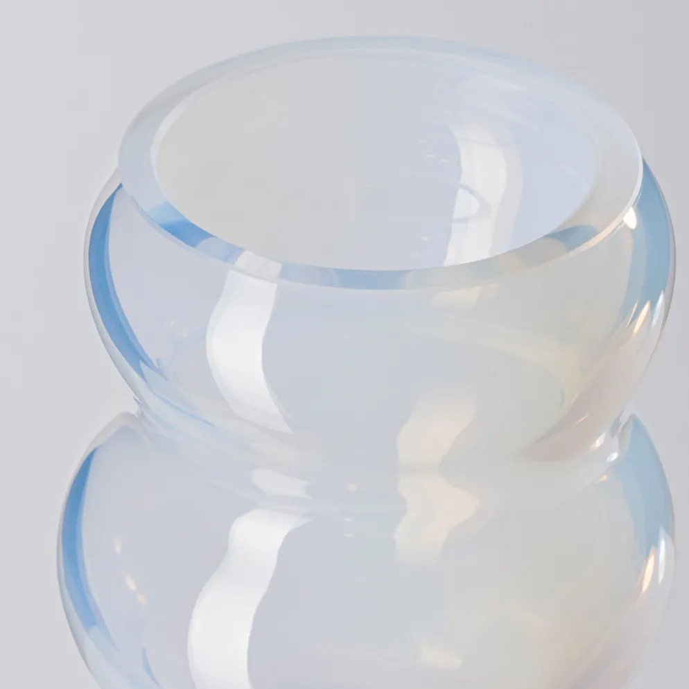 FUNDAMENTAL.BERLIN Muse Vase S Opal White