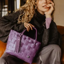 Handed By Tasche Mini Paris Shopper velvet eggplant XS