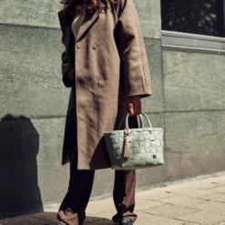 Handed By Tasche Mini Paris Shopper sage green/ nougat cream XS