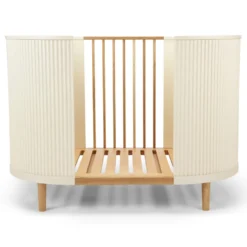 Kas Kopenhagen Babybett Kai Cream Oak inkl. Matratze