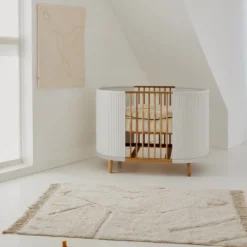 Kas Kopenhagen Babybett Kai White Oak inkl. Matratze