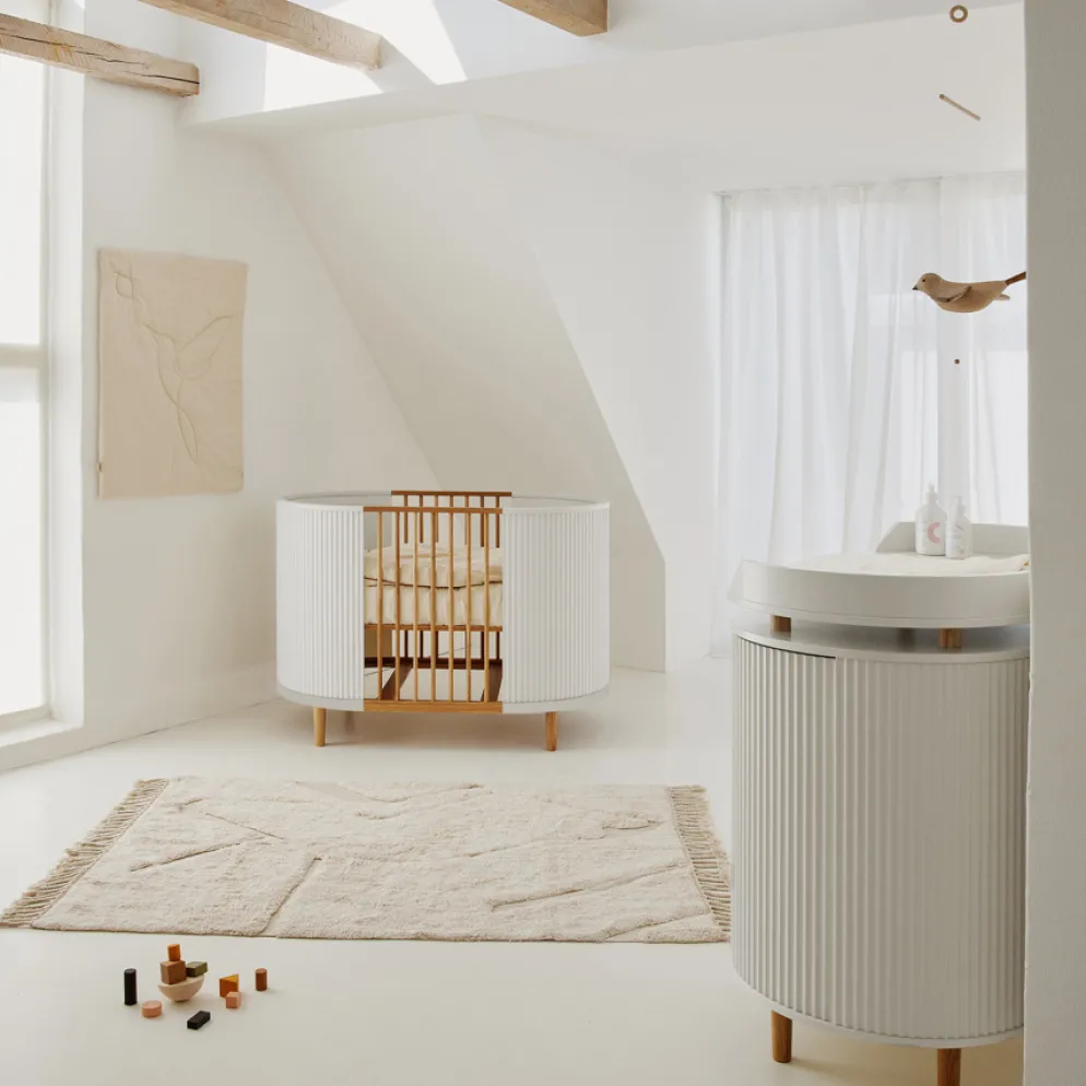 Kas Kopenhagen Babybett Kai White Oak inkl. Matratze