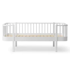 Oliver Furniture Bettsofa Junior Wood Original Weiß