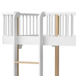 Oliver Furniture halbhohes Hochbett Wood Original Weiß/Eiche - Leiter vorne 138 cm