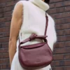 O My Bag Ledertasche COCO CROISSANT Dark Cherry weiches Leder