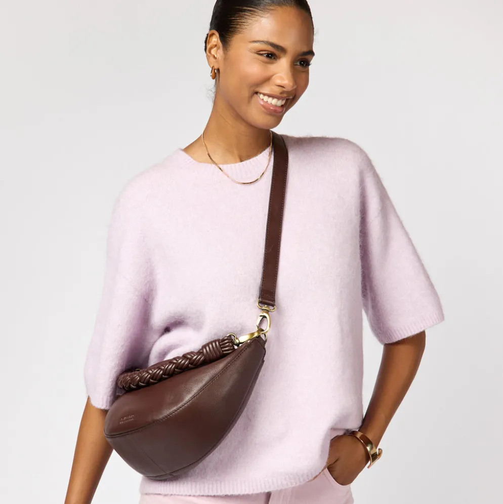 O My Bag Ledertasche Crossbody LEO inkl. gedrehter Gurt Chocolate weiches Leder