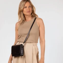 O My Bag Ledertasche Crossbody AUDREY MINI inkl. 2 Taschengurte klassisches Leder Black