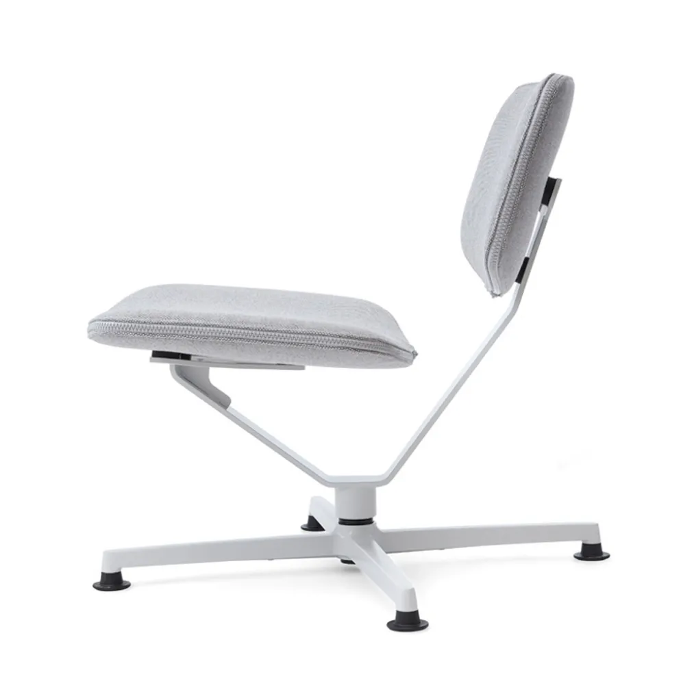 raawii Lounge chair Light grey / Stoffbezug re-wool grey