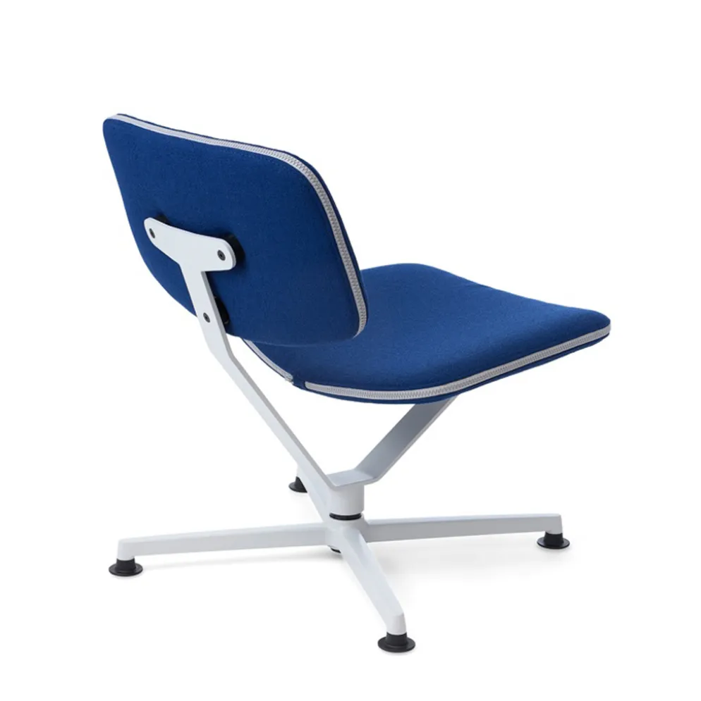 raawii Lounge chair Light grey / Stoffbezug Blue