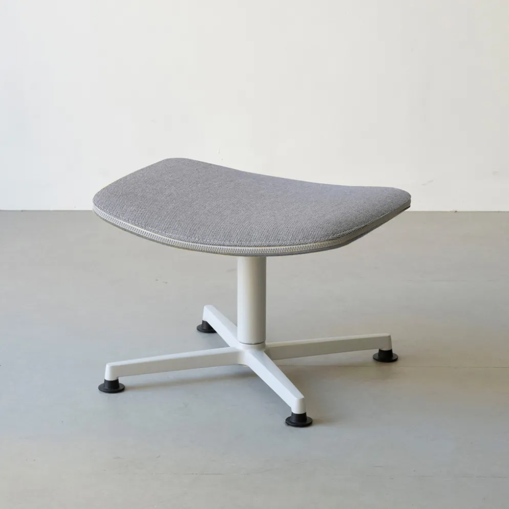 raawii Ottoman Light grey / Stoffbezug re-wool grey