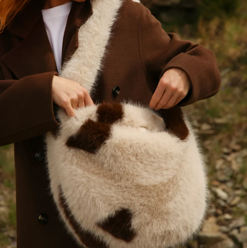 Studio Noos Tasche Cross Body Bag Faux Fur Holy Cow