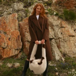 Studio Noos Tasche Cross Body Bag Faux Fur Holy Cow